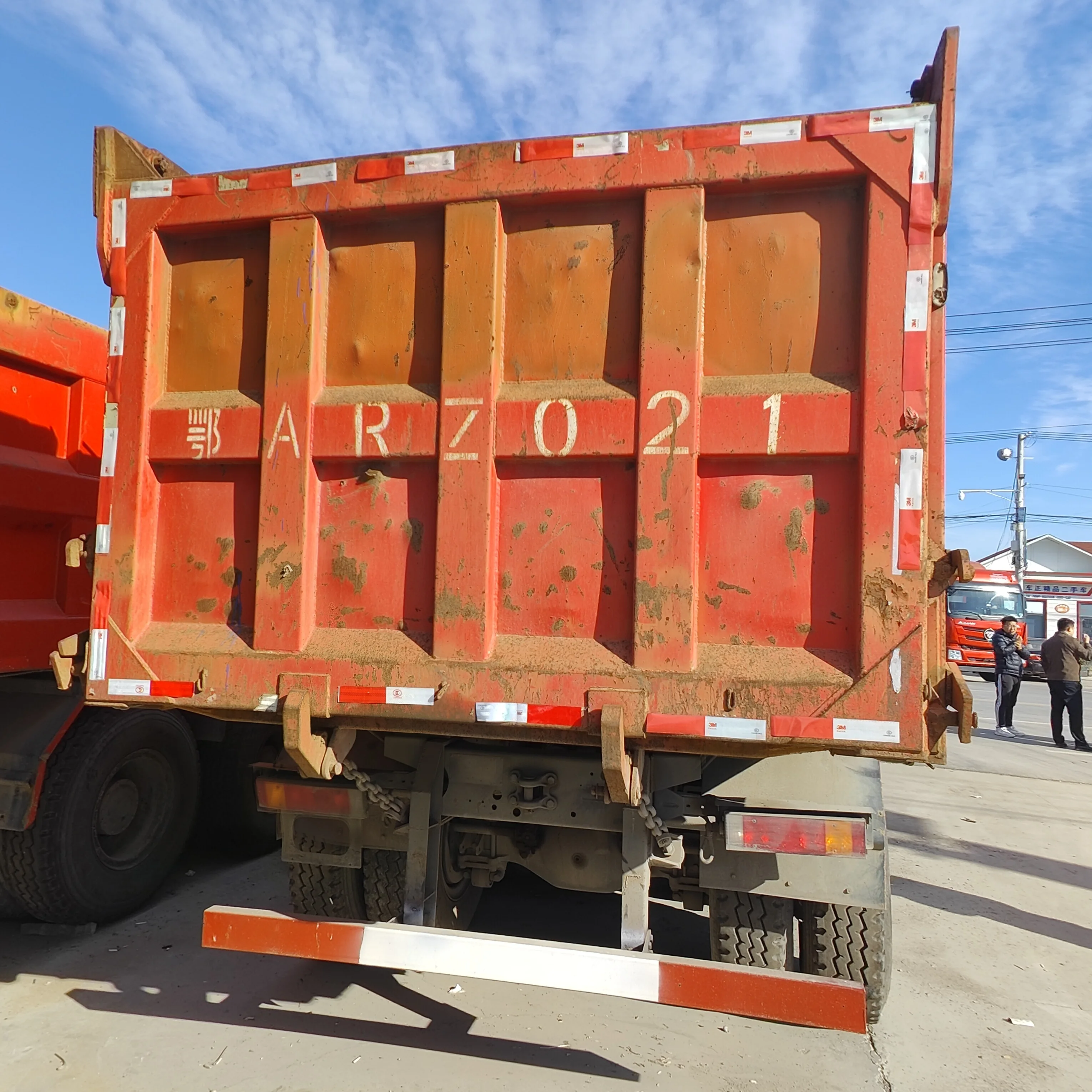 Wholesale 4X2 2 ton - 6 Ton MINI Dump Truck with Diesel Engine Tractor Truck 340HP