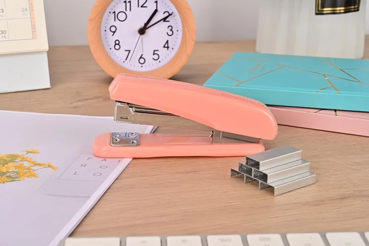 AFFISURE Hot Sell Pink Slippy Plastic Stapler, 24/6&26/6, 20 Sheets Capacity, Light And Handy