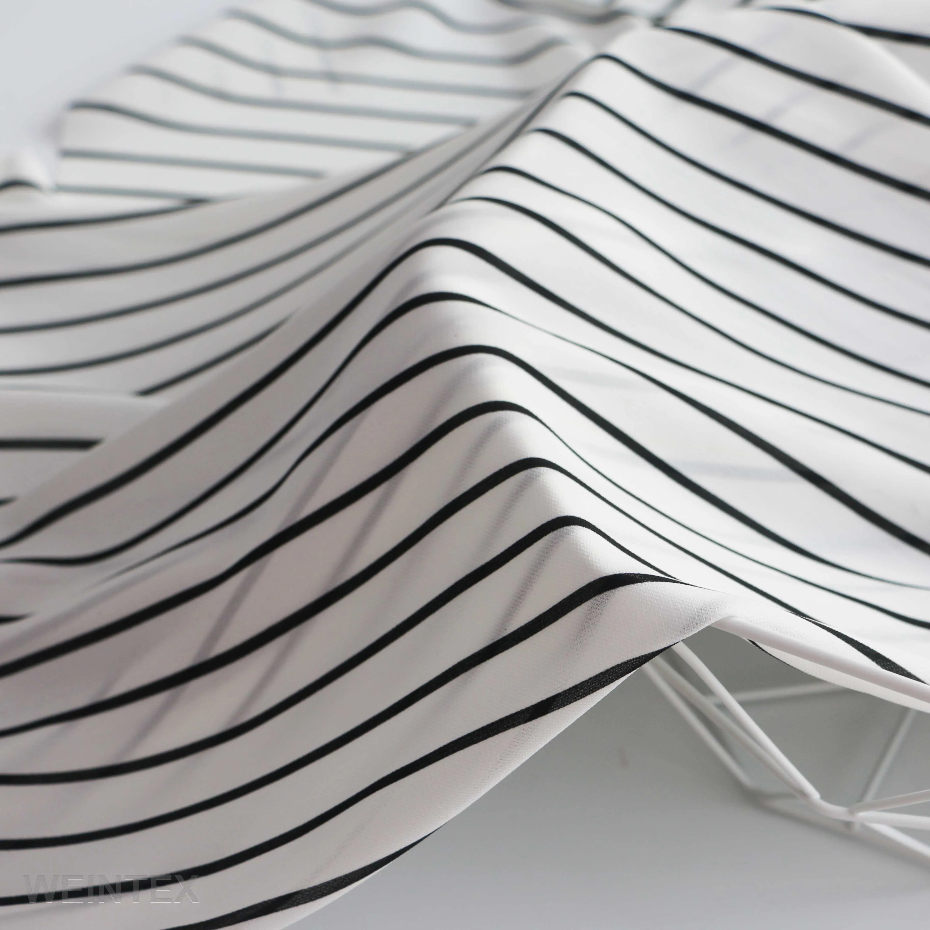 
Soft striped chiffon black and white 100% polyester 135gsm twill printed fabrics stock lot for shirt 