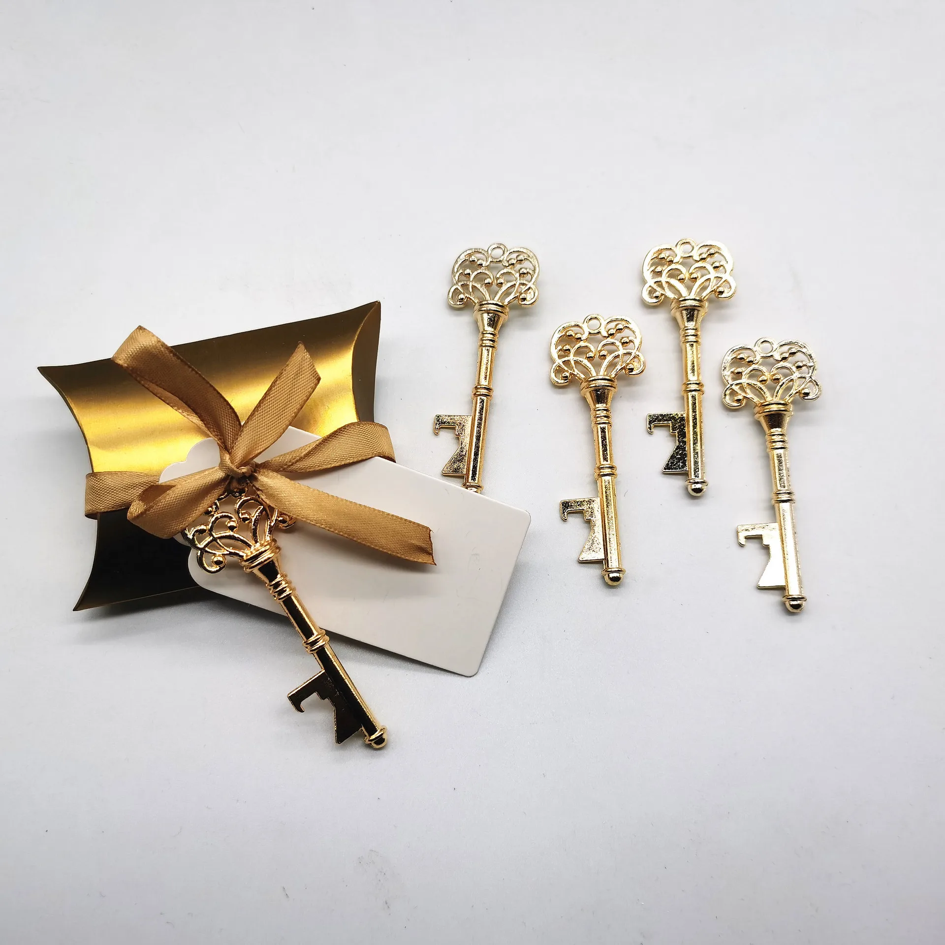 50pcs box Wedding Favors for Guests, Bulk Wedding Party Favors, Wedding Gifts for Guests with Vintage Skeleton Key Bottle Opener