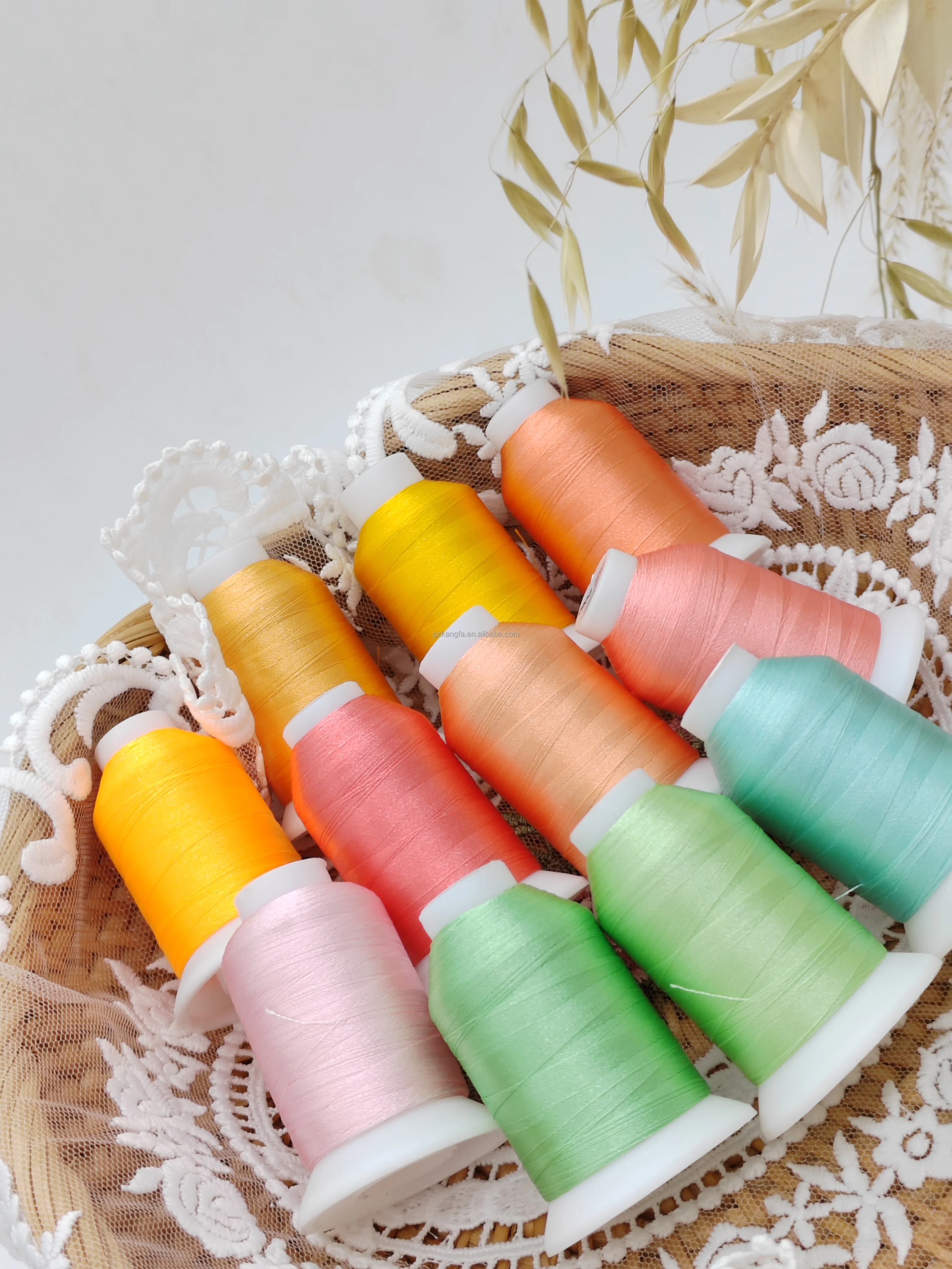 120D/2 Embroidery Thread, 40wt Polyester Yarn, 500m for Computer embroidery thread