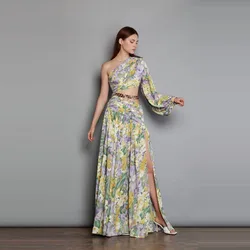 Summer new sexy fashion slanted shoulder pleated printed lantern sleeve dress hollow metal chain slit large skirt