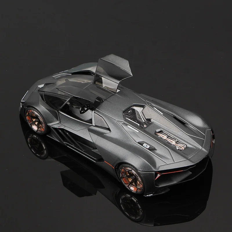 Модель 1:24 автомобиля из сплава Bburago