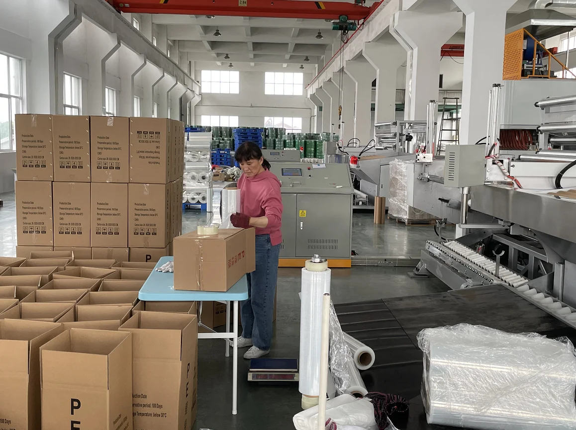 Quality control reliablity stretch film jumbo roll 23 microns 500mm