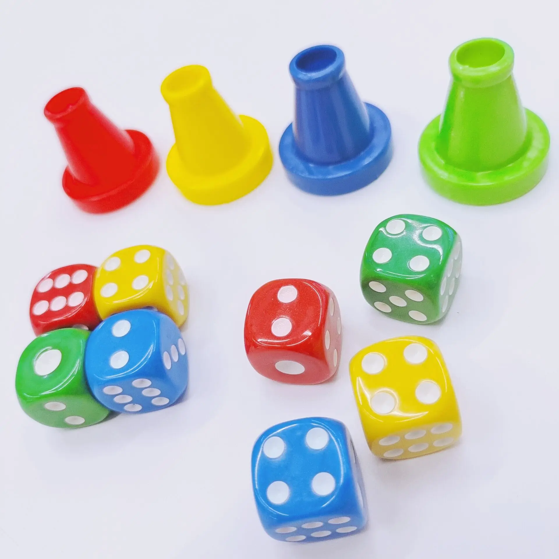 Wholesale 18mm Dice Game Accessories Including Fly Chess Dice and Board Game Accessories of Various Colors Ready to Ship
