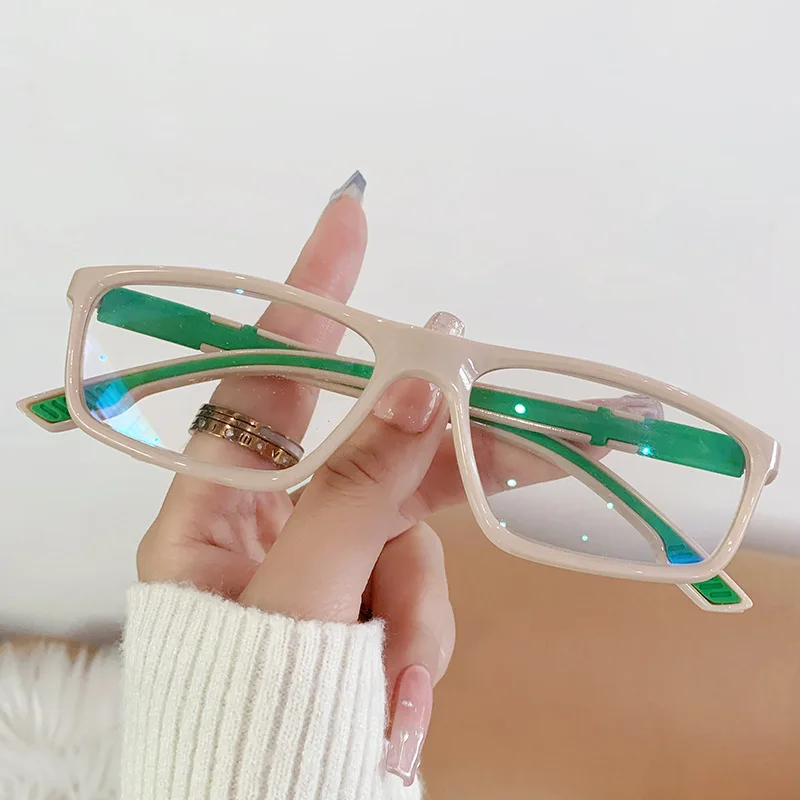 2024 New classic retro square reading glasses for men women wholesale high quality Far sighted eyeglass frame UNISEX