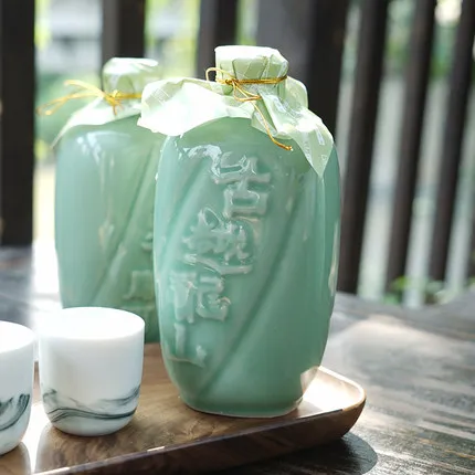 Gu Yue Long Shan Shaoxing Huadiao Wine aged 8 years