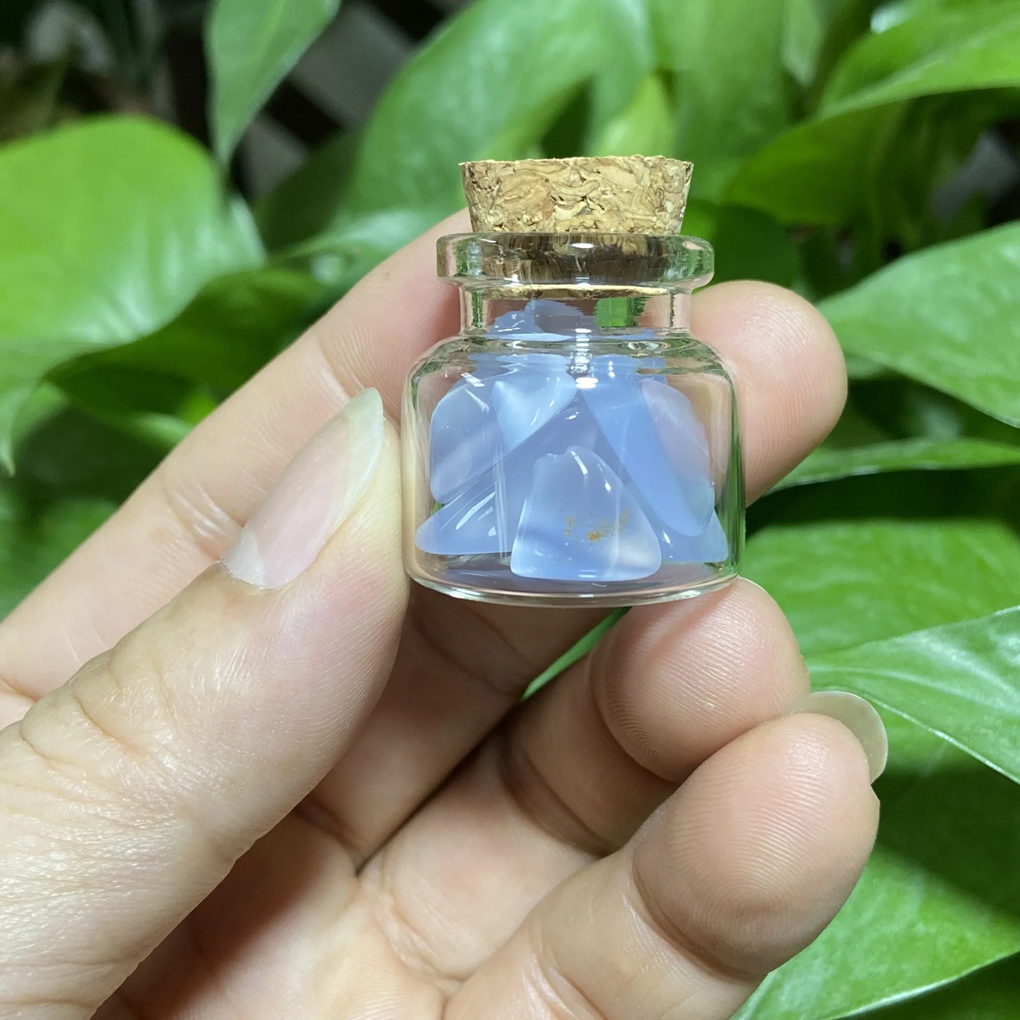 
Mini Gemstone Tumbled Chip Crystals Healing Gem Wishing Bottles Reiki Wicca Stones for Jewelry Making Home Decoration 