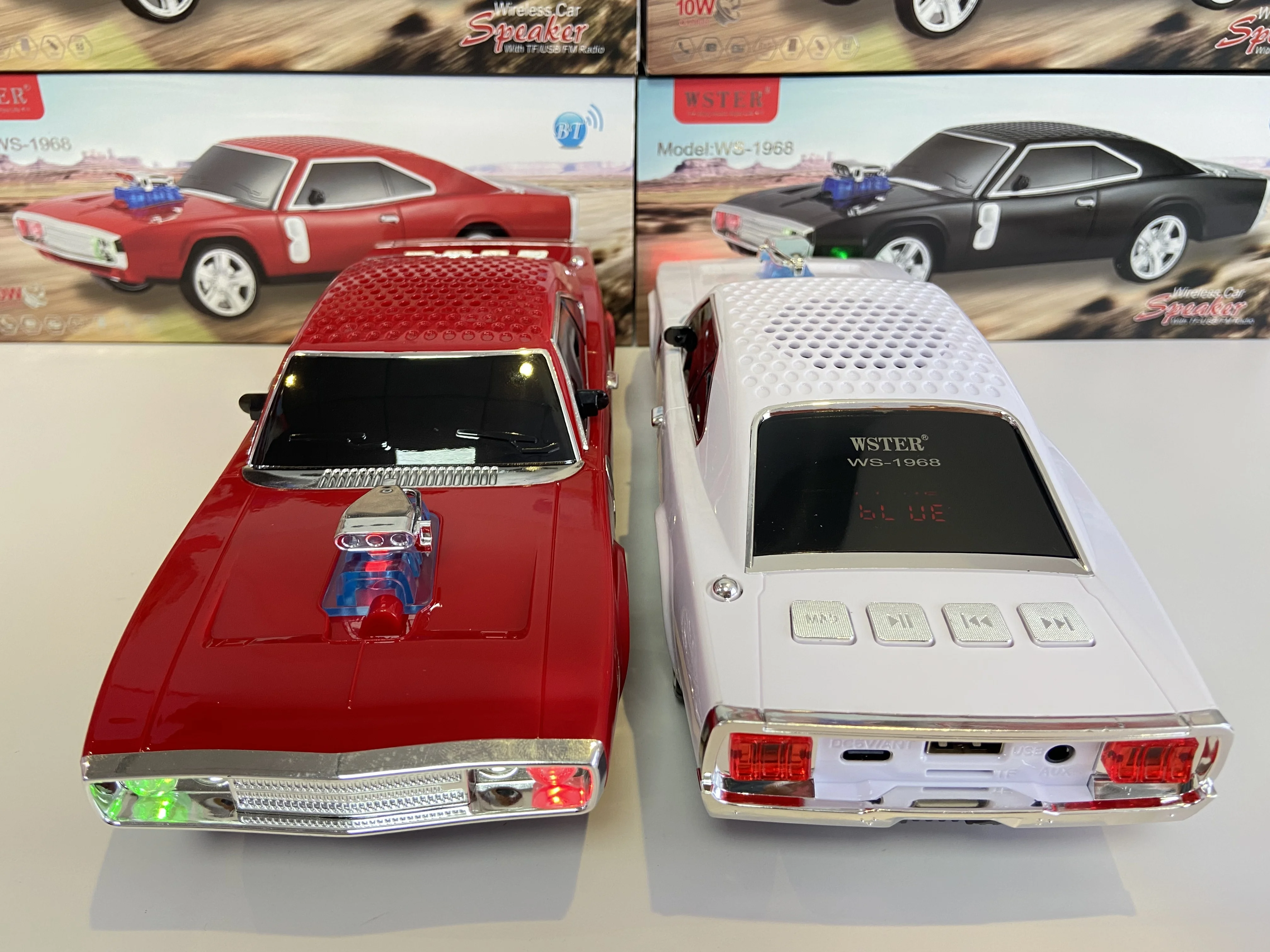 WS1986 1500mAh 1970 Challenger Car Shaped Wireless Home Theater Sound System Portable Mini Blue Tooth Party Speaker