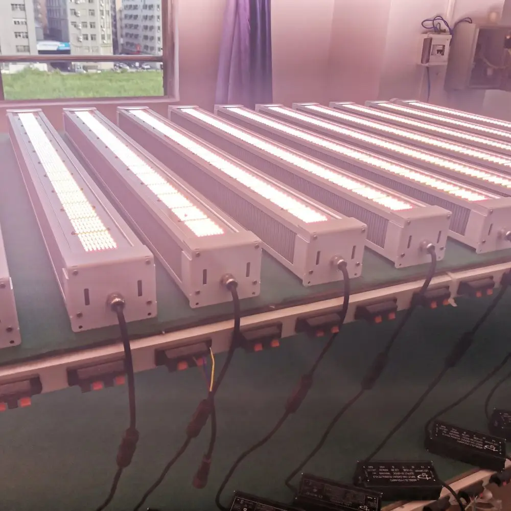 200W Led Grow Light bar with  Efficient Aluminum Heatsink 40