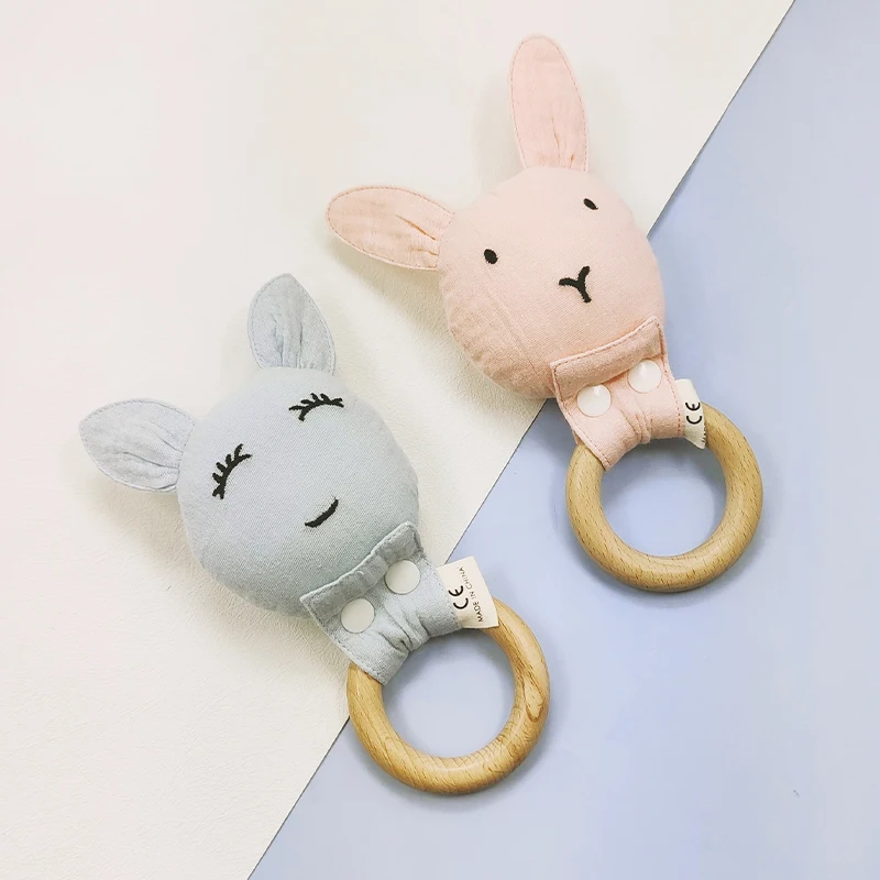 Wooden Baby Rattle Lovely Bunny Teething Ring Teether Rattle Baby Toys