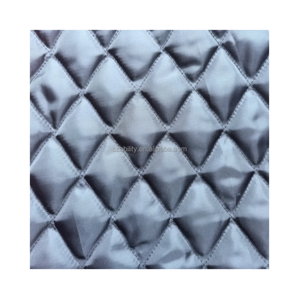 Factory Wholesale 63D 210T Diamond Quilting Thermal 100% Polyester Taffeta Fabric For Winter Jacket Lining
