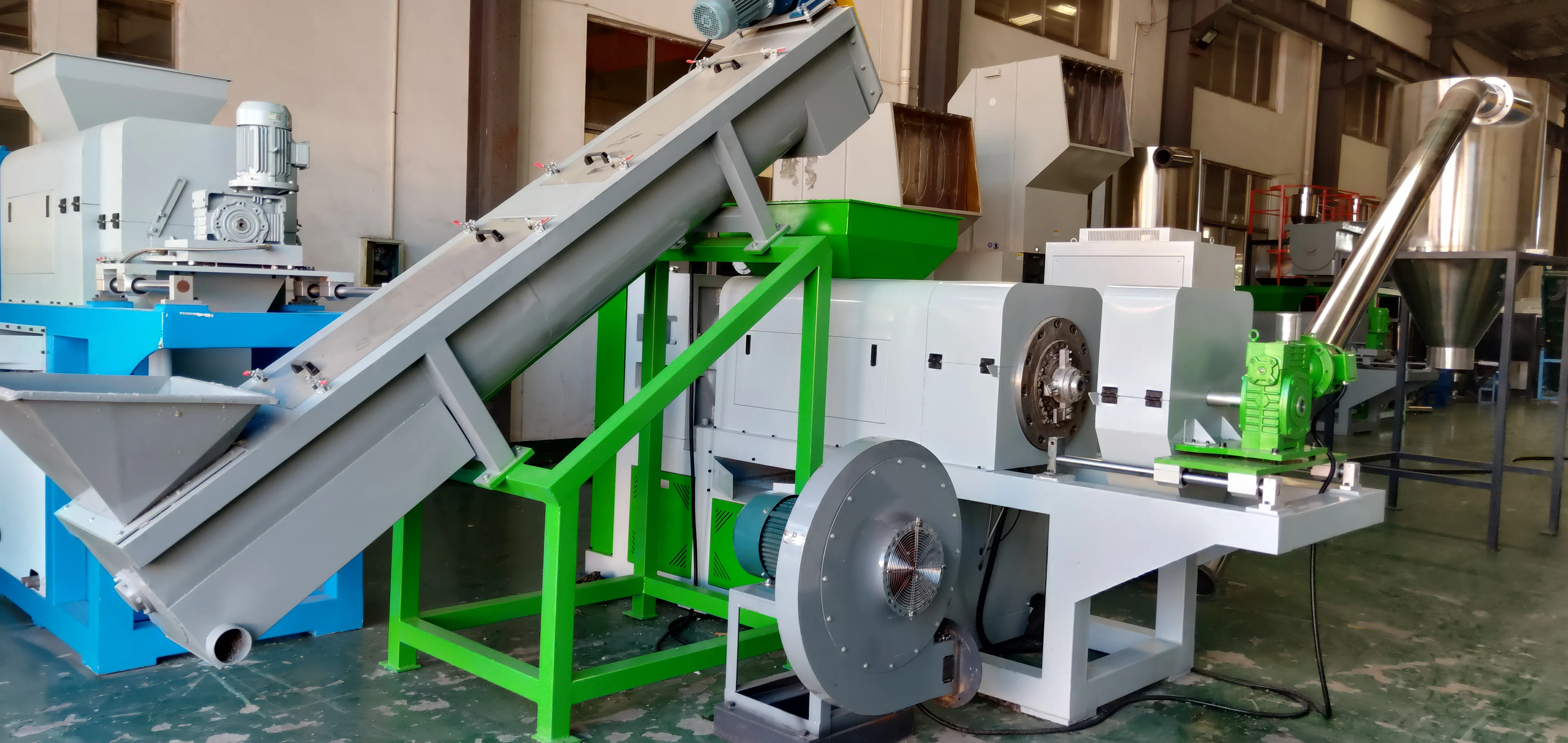 Waste hdpe ldpe squeeze granulating