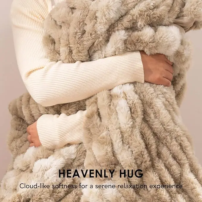 Ultra-Plush Cozy Reversible Ruched Textured Ribbed Faux Rabbit Fur Throw Double Sided Bubble Jacquard Faux Fur Blanket Knitted