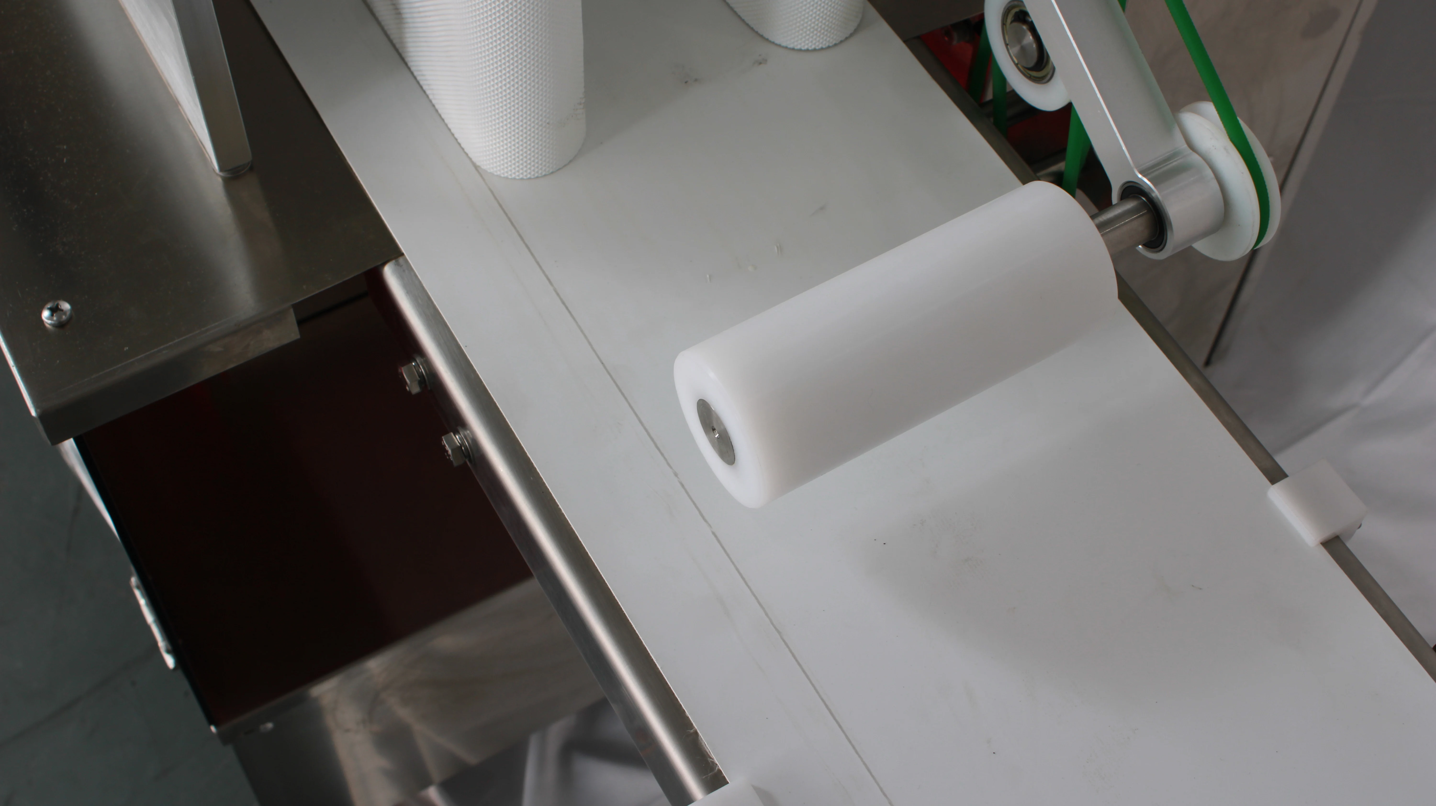 High-speed Accurate Full-automatic Mooncake Pressing Molding Machine