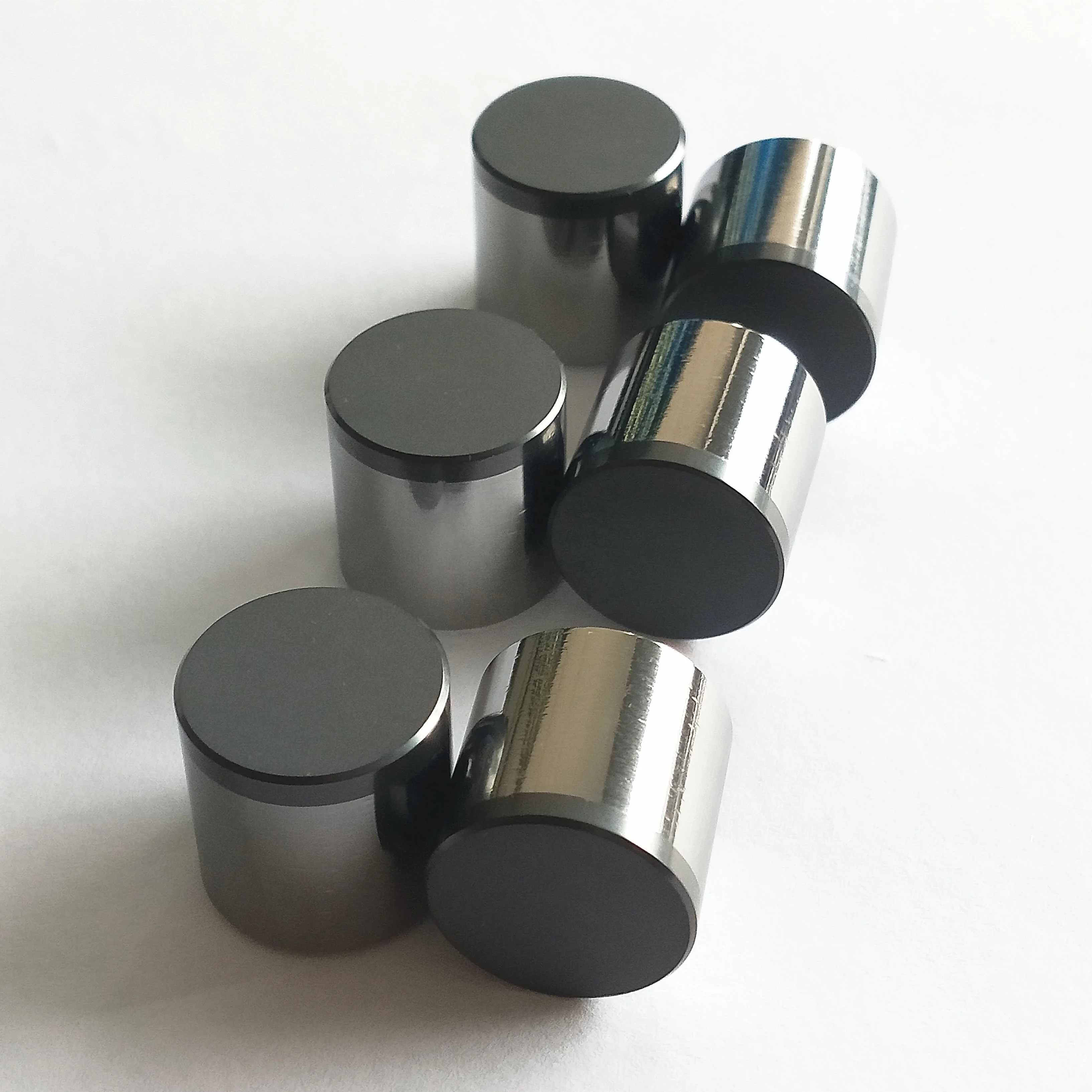 
Sanmeul Factory Directly 1616 PDC Carbide Inserts for Water Well and Oil Drill Bit Diamond Products 