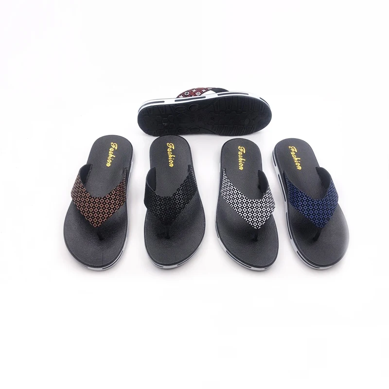 Daily use new fashion designer slippers flat outdoor beach slippers flip flop man shoe