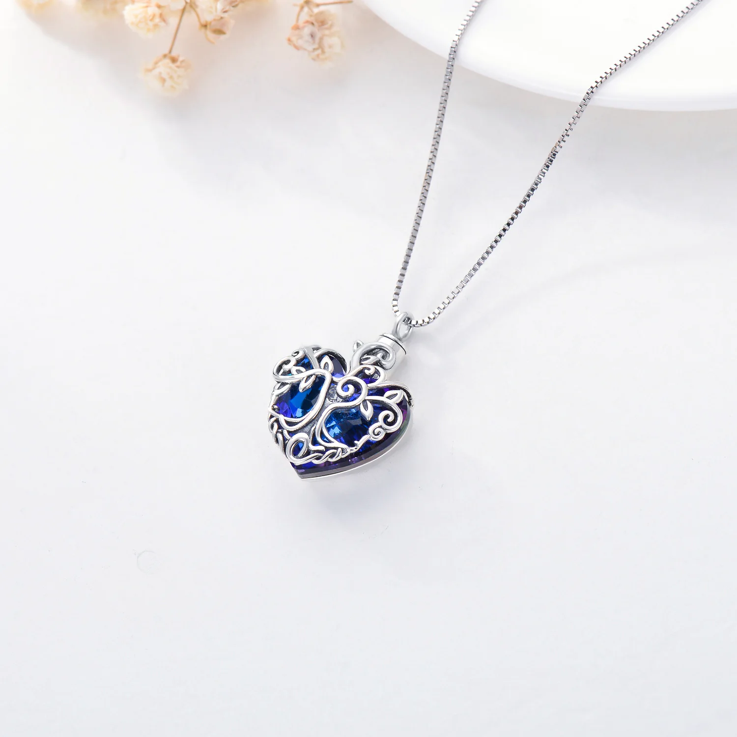 925 Blue Heart Crystal Tree Of Life Plating Silver Oxide Keepsake Ashes Memorial Cremation Jewelry Celtic knot Urn For Women Men