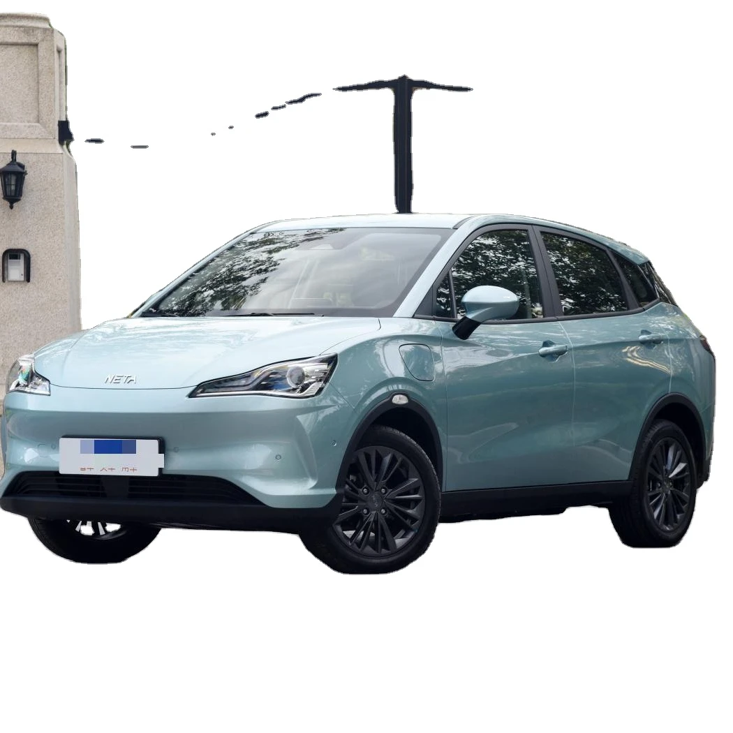 2022 Nezha V new energy electric vehicle with five doors and five seats has sufficient power long endurance fast acceleration