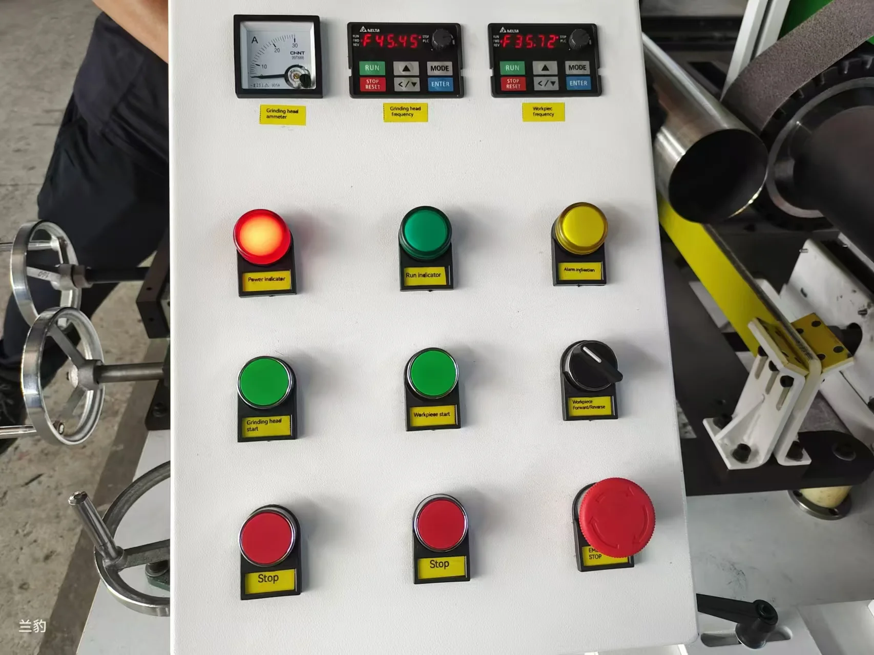 Factory price tube polishing machine mirror polishing machine Centeriess grinding bigger diameter