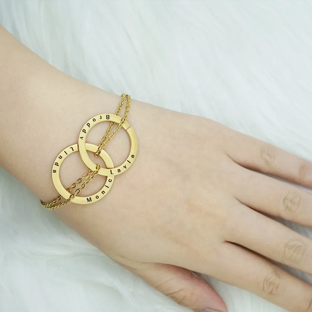 Wholesale trendy personalized engraving jewelry 2 rings with custom engraved family best friends name bracelet