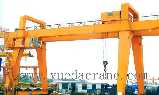 double girder mobile gantry crane for boat lifting 30 ton