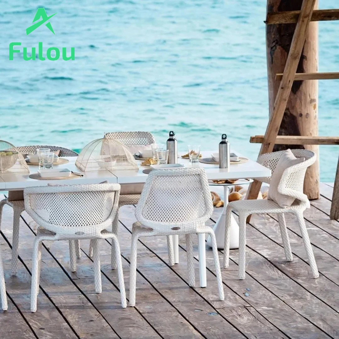 Hotel inspired patio Aluminum couch UV Resistant Couch Luxury Pool Furniture adjustable stackable Beach Chair Wheels