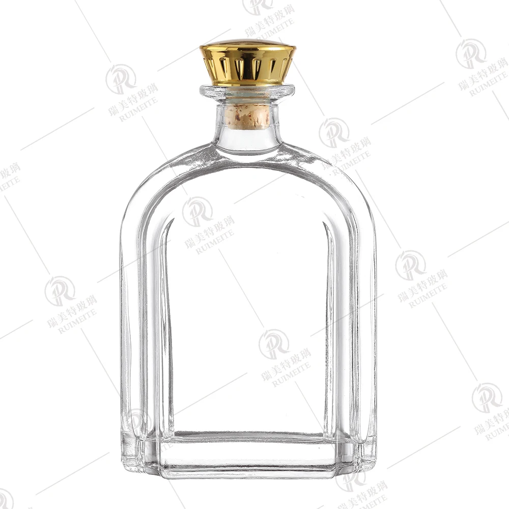 Wholesale Customized Transparent 200ml  375ml 500ml 700ml 750ml Spirit Liquor  whiskey Glass Bottles With Bottle cap