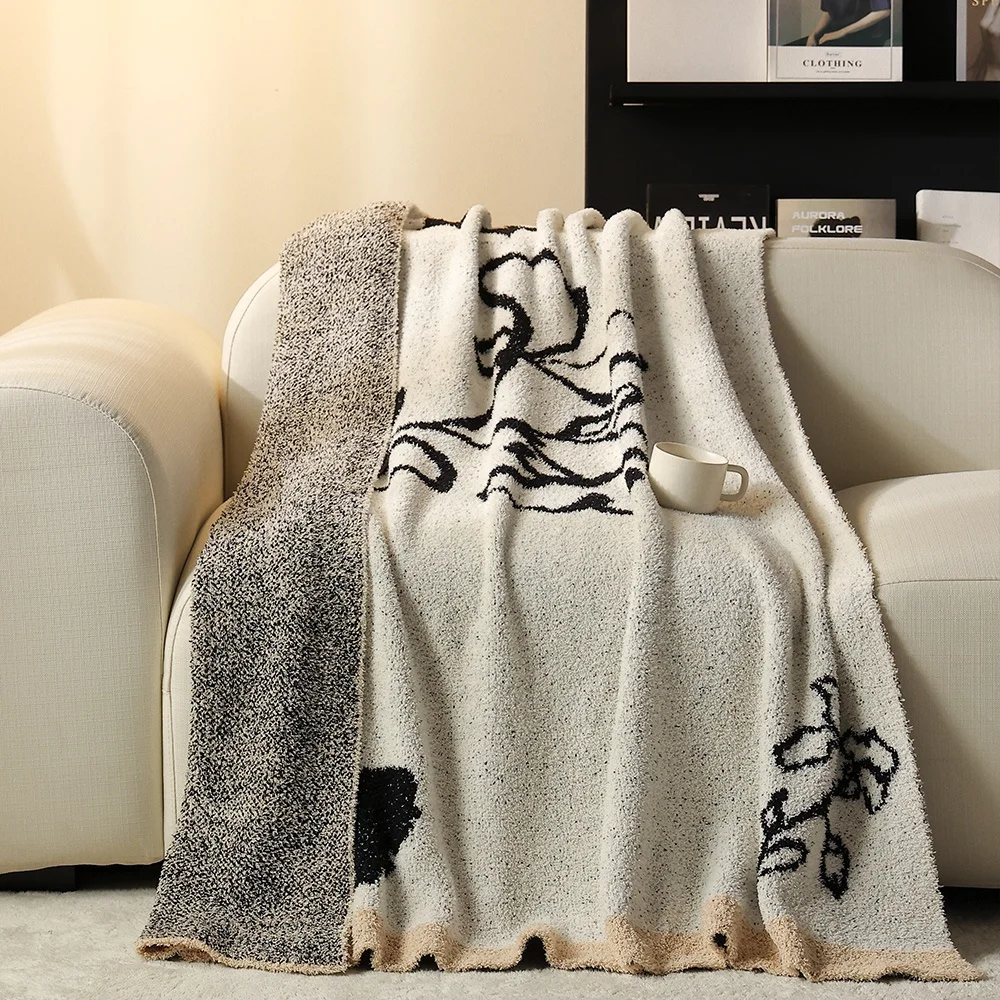 2022 New luxury micro feather yarn fiber blanket flower knitted blanket warm washable soft throws