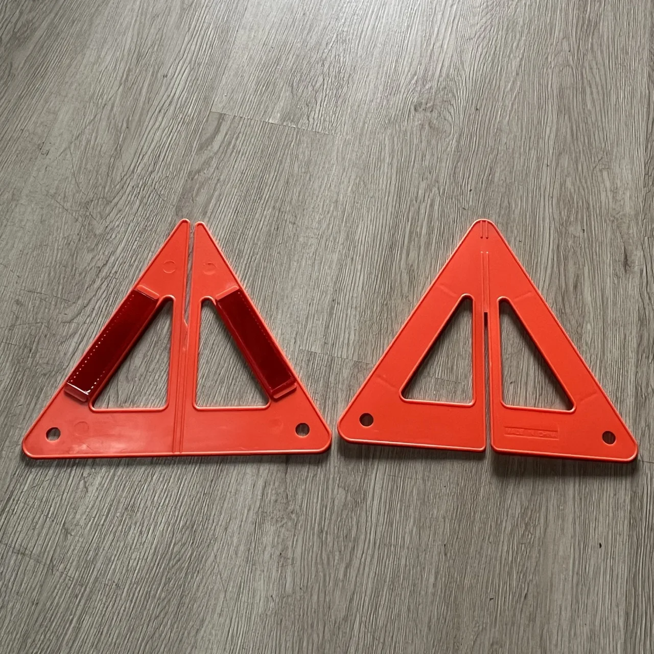 Alisa Car Traffic Safety Emergency Tripod Warning Sign Road Safety Traffic Warning Sign