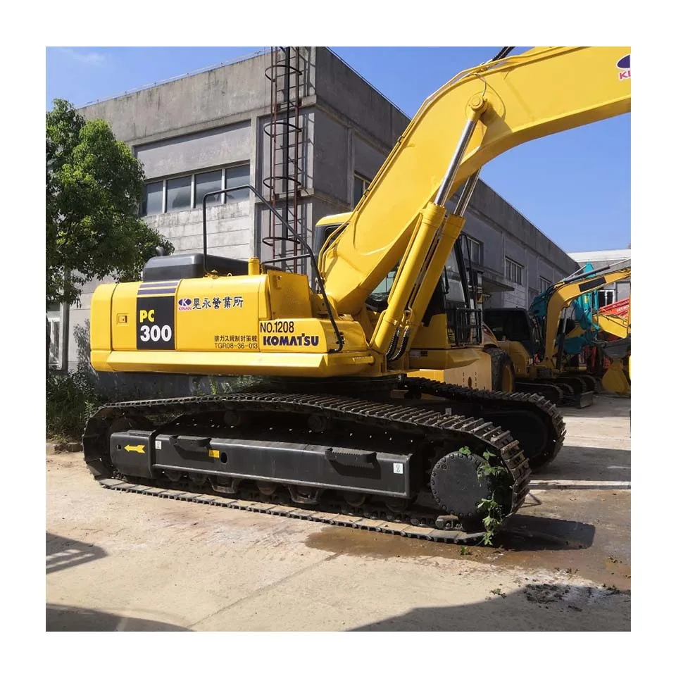 Terrific Japan Secondhand Komatsu PC300-7 Excavator Komatsu PC120-6 PC200-6 PC300-5 PC400 Komatsu PC300-7 Used Excavators