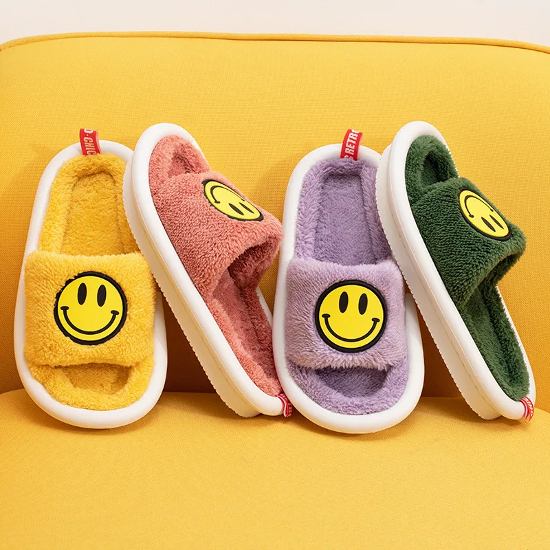 Wholesale Korean winter Plush warm house slippers cartoon smile slippers indoor women