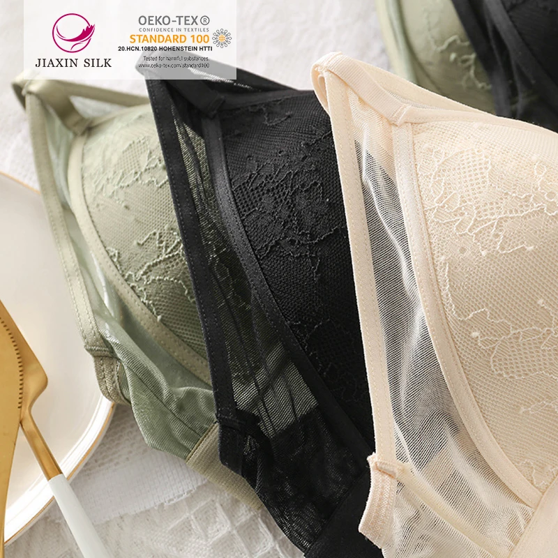 Lady solid color beautiful back made of Silk fabric padded chest back elastic tube top bralette bra women tube top bra