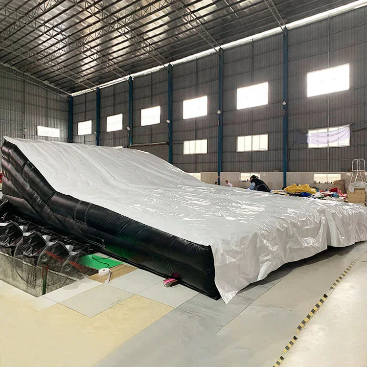 Durable Mountain Bike Inflatable Jumping Airbag Landing Ramp Freefall safety BMX Lander