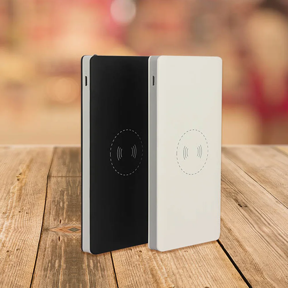 Hot selling PD18W multiple Ultra-thin Charger flashlight  Wireless Power Banks 10000mah with Rohs