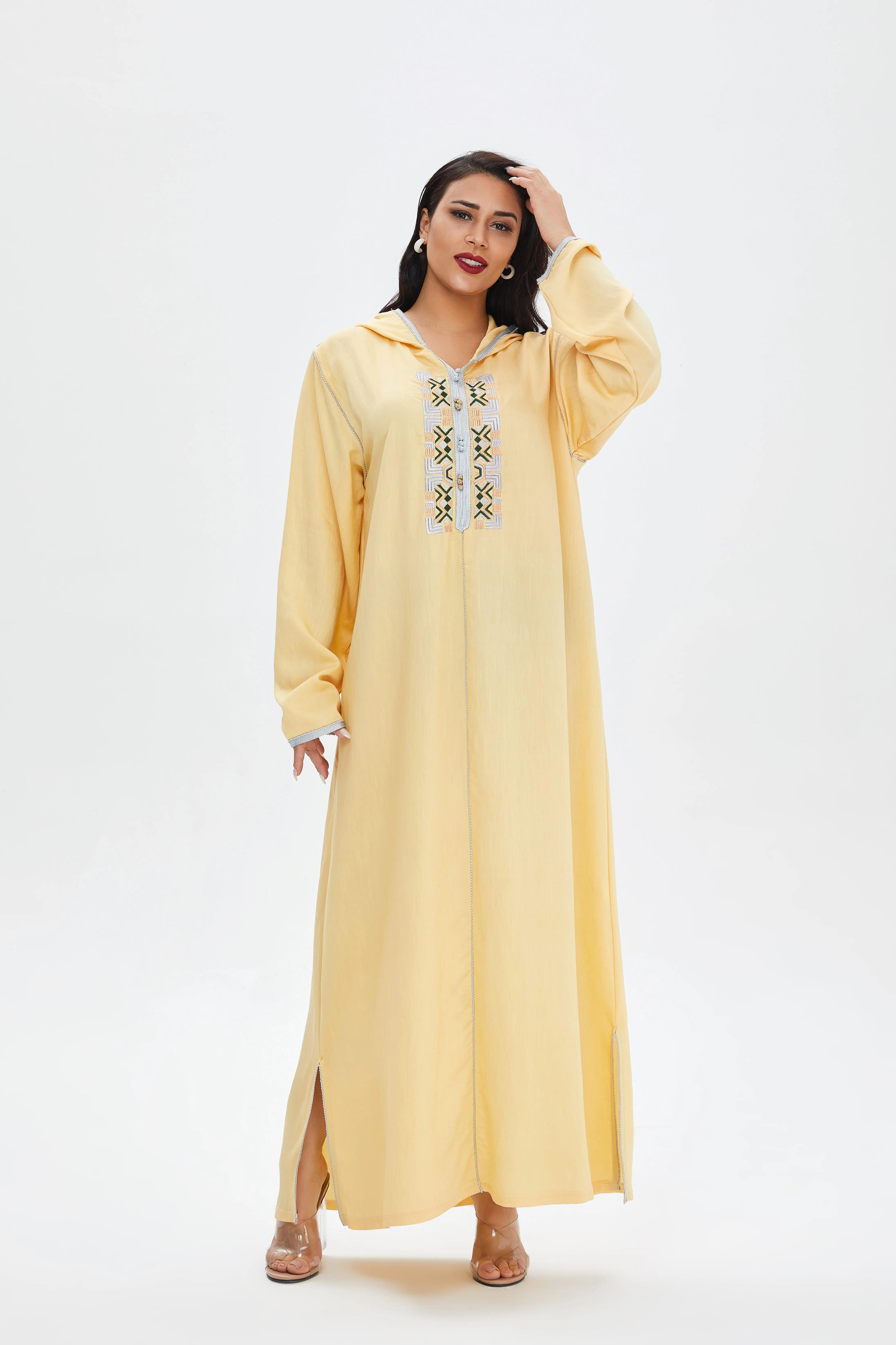 
2021 New arrival embroidery long sleeve hoodie casual robe muslim kaftan dubai moroccan dress islamic islam clothing 