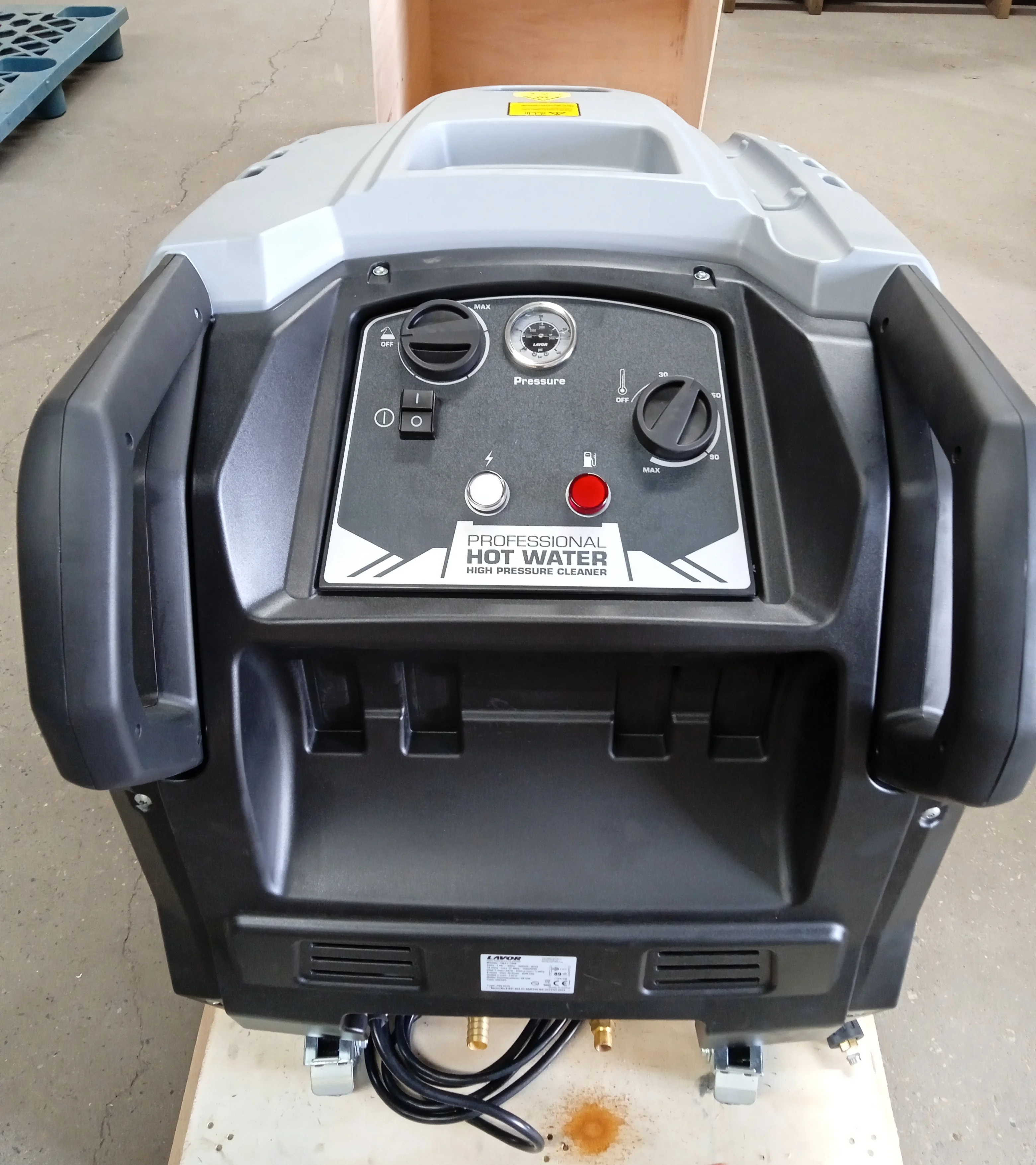 Industrial 7.3KW Diesel Heat High Pressure Steam Cleaning Machine 2900psi 200bar Hot Water Jetter Washer Pump with Pressure Gun