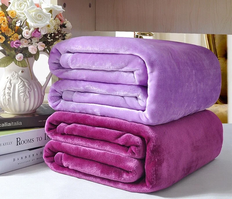 RTS Cheap Price Warmer Blanket 70*100CM Custom Solid 230gsm Other Throw Fleece Flannel Blankets for winter