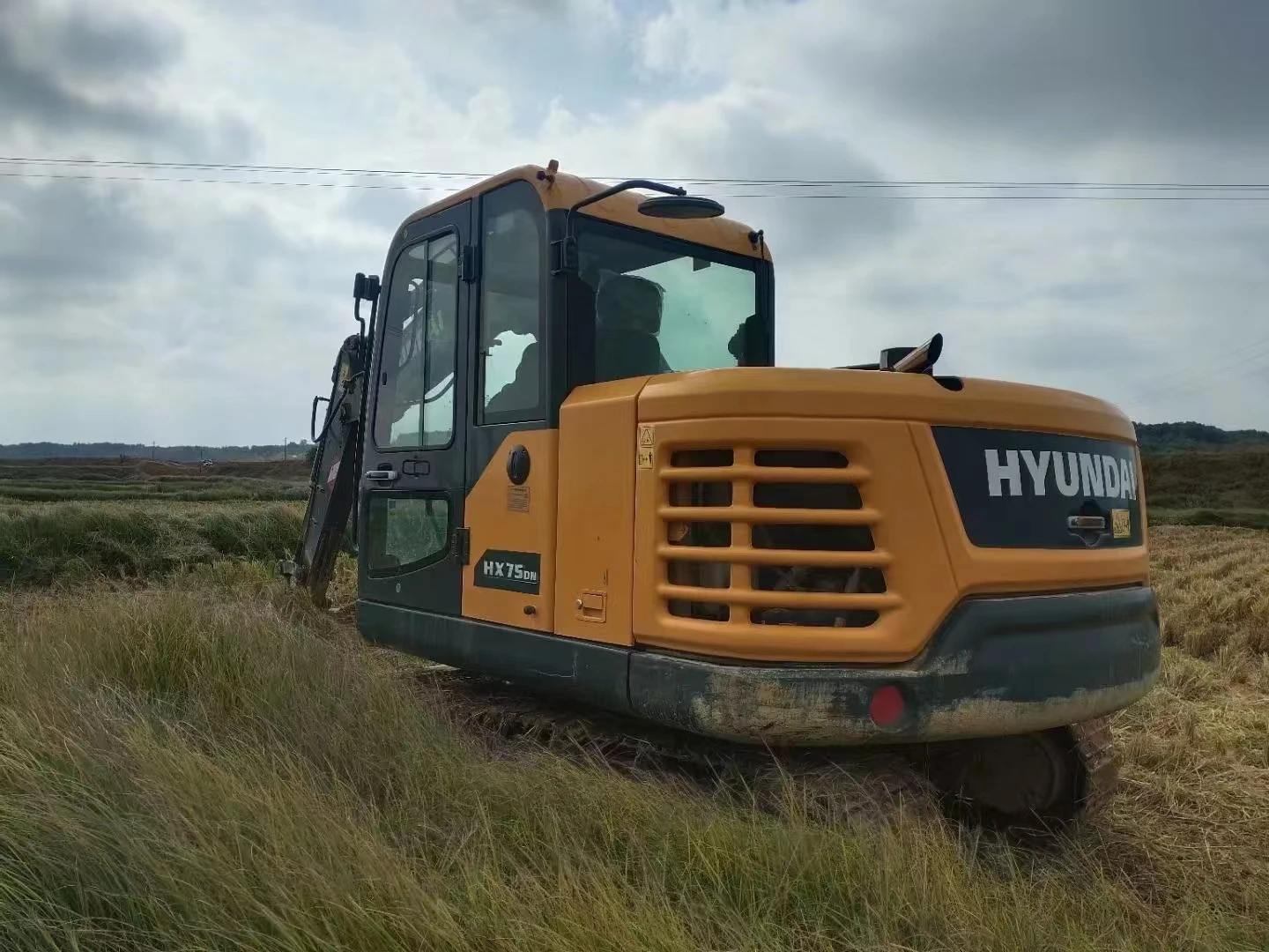 hyundai 75DVS Tracked Excavator hyundai Excavator hyundai 75 Used Tracked Excavator 60/80/150/220/305 digger