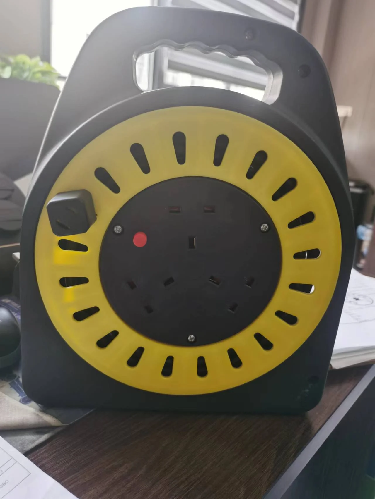 plastic extension power cord roll stand grounding Reel winding retractable electric Cable drum For Consumer Electronics