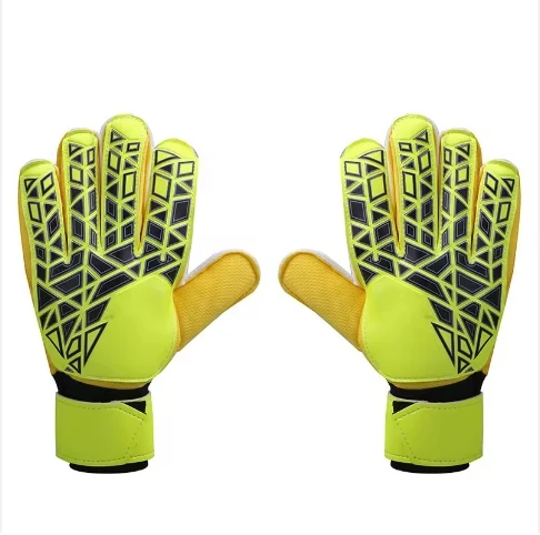 China Manufacturer Cheap Latex Finger protection Football Goalkeeper Gloves for Kids