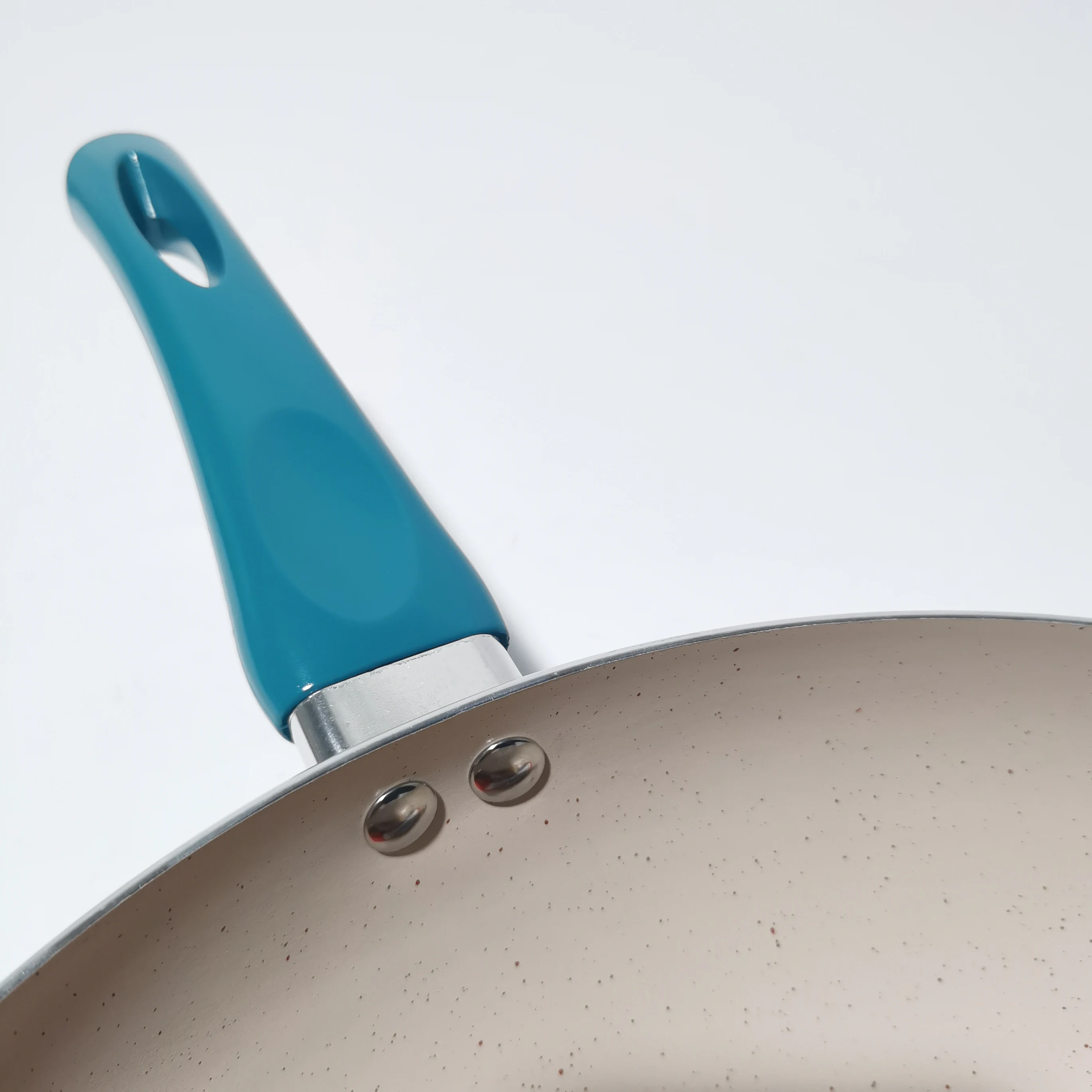 30 CM Big Wok Factory Direct Wholesale Non Stick Coating Aluminum Home Using Wok