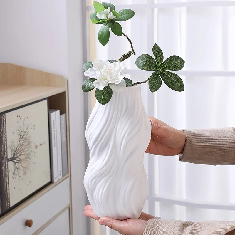 Creative Design Home Decor Modern Nordic Tabletop Flower Vase Ceramic & Porcelain Vases for Weddings Centerpiece