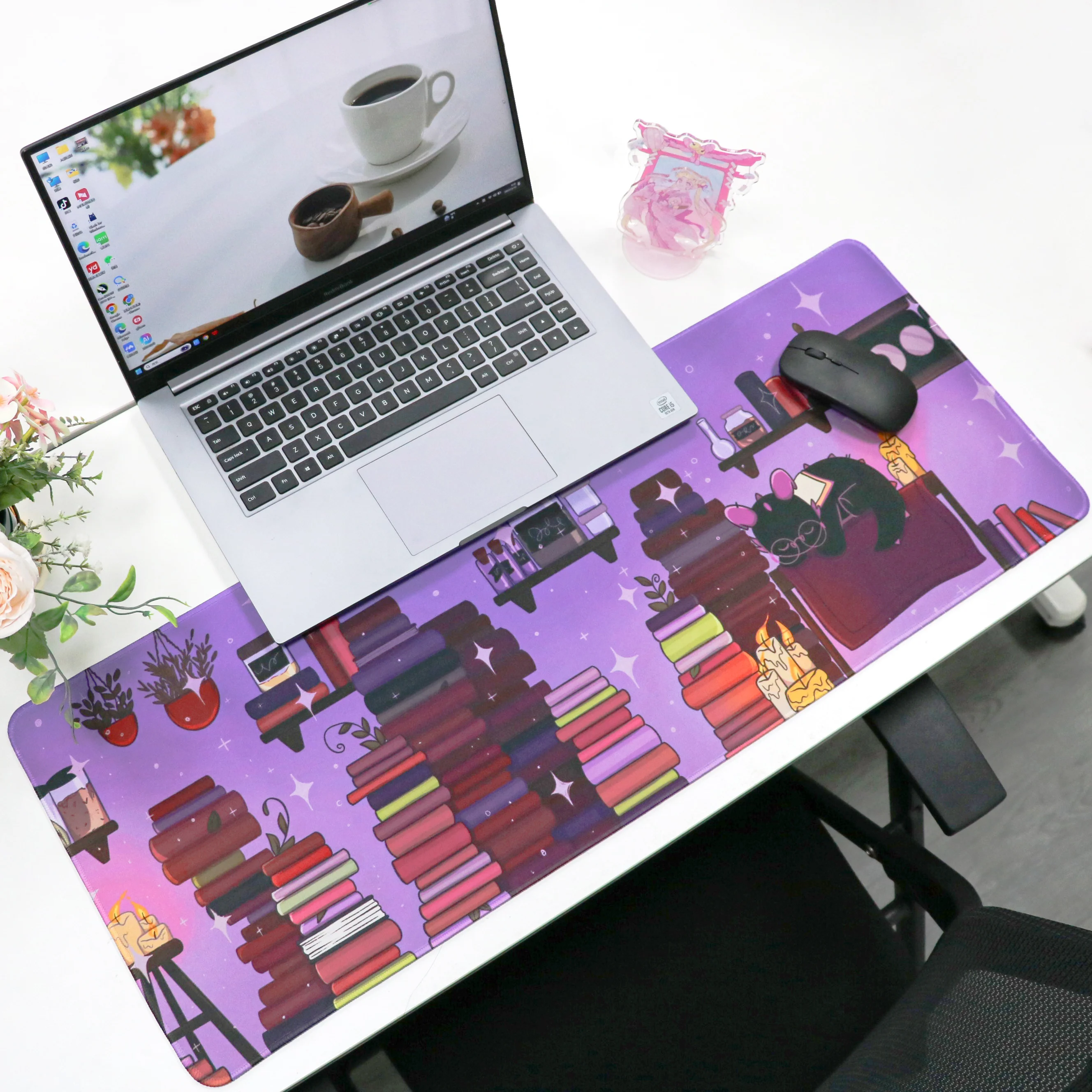 Cute cartoon gaming mouse pads wholesale Customized desktop large game thickened lock edge mouse pad keyboard table pad
