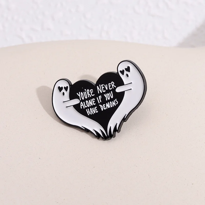 Romantic and Whimsical Heart Boo Enamel Pins Custom UV Offset Printing Bronze Die Cut Brooches for Fashion Fans for Crafts