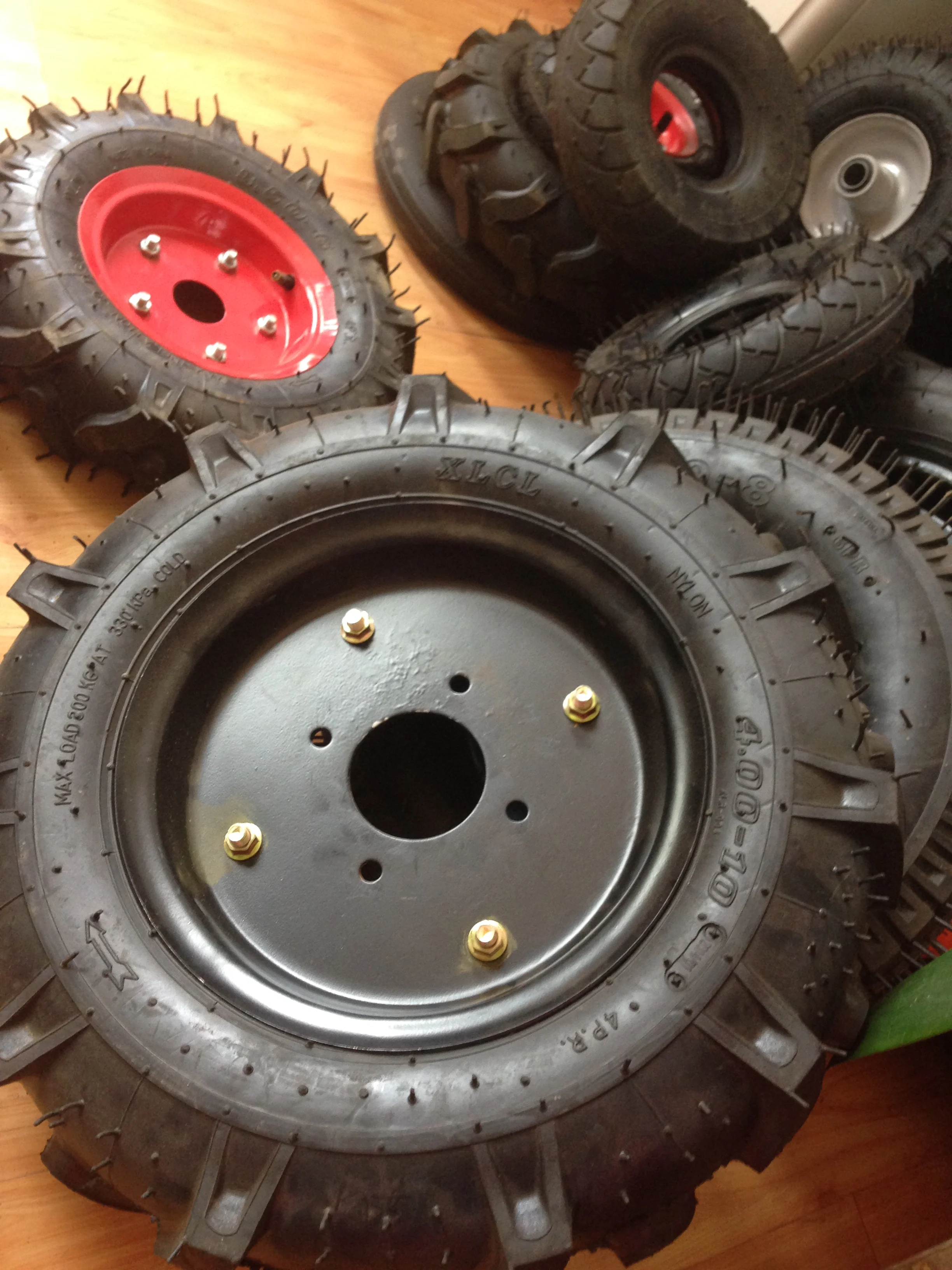 Qingdao factory supply farm wheel trailer wheel tractor wheel tiller tire 4.00-10