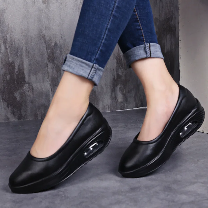 Wholesale Casual Comfort Low Heels Loafers Air Cushion Women Nursing Shoes