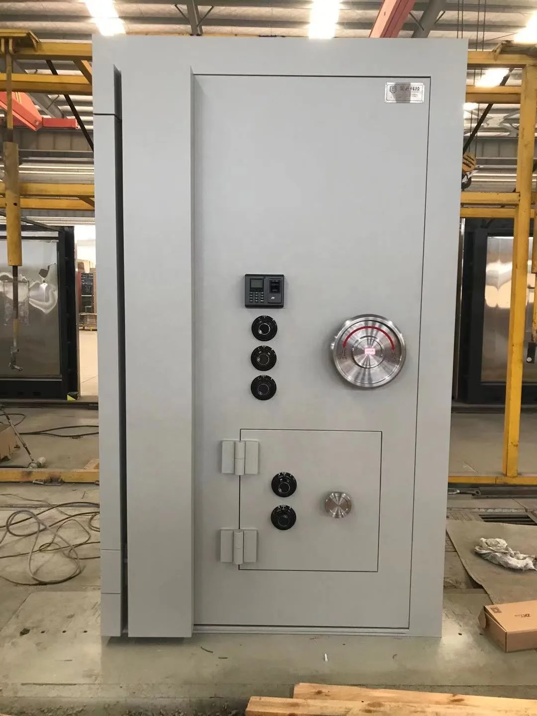 Steel vault door with different locks for bank vault room high security door