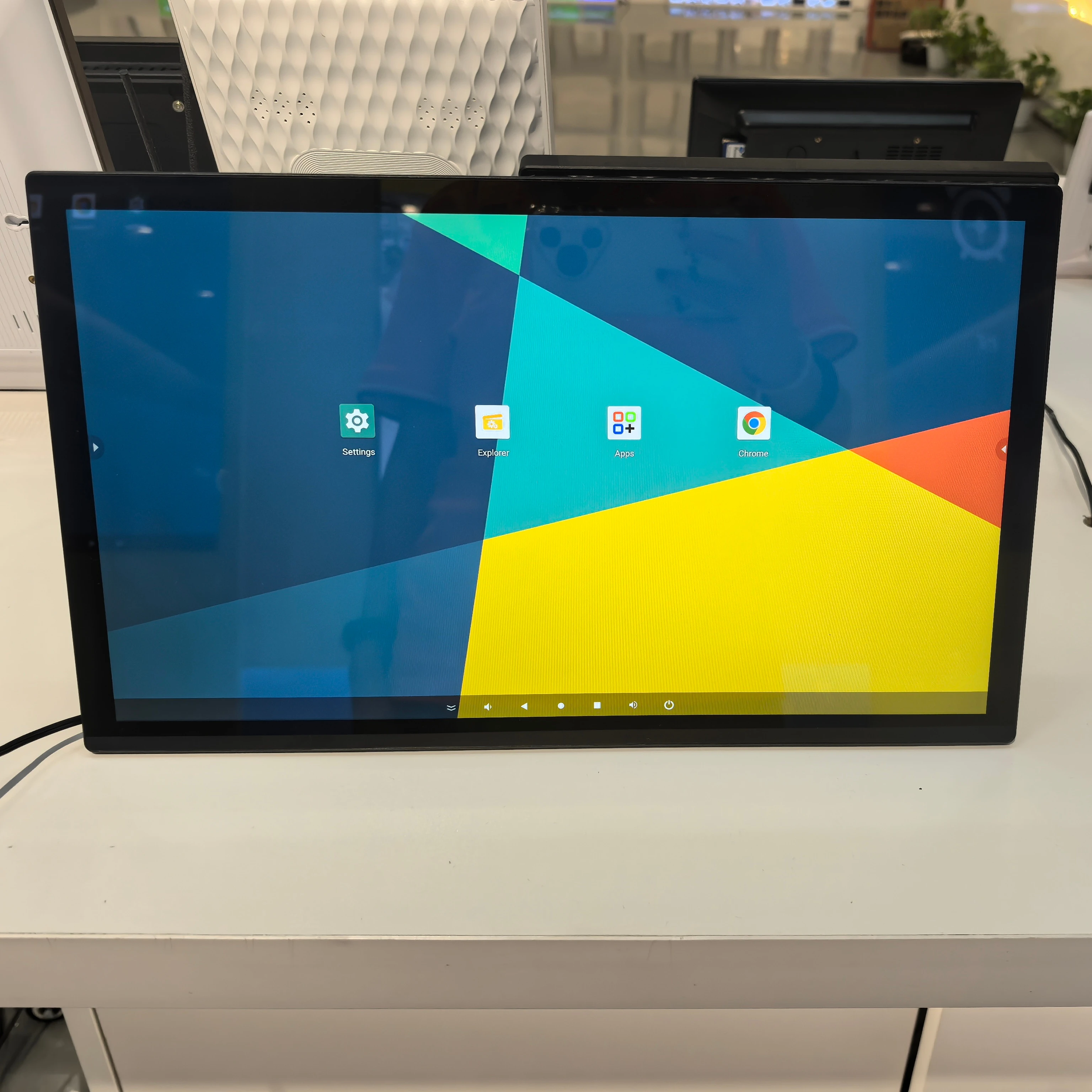 15 inch Ultra thin LCD Display Android 11 POS Machine Monitor With Touch Screen