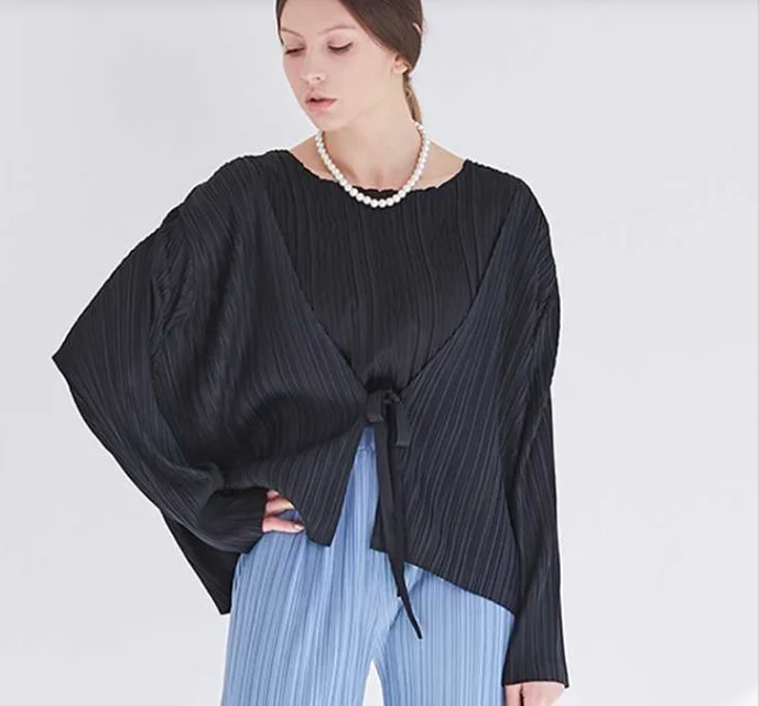 Женская плиссированная куртка, стильная тонкая куртка с длинным рукавом и V-образным вырезом, 2020